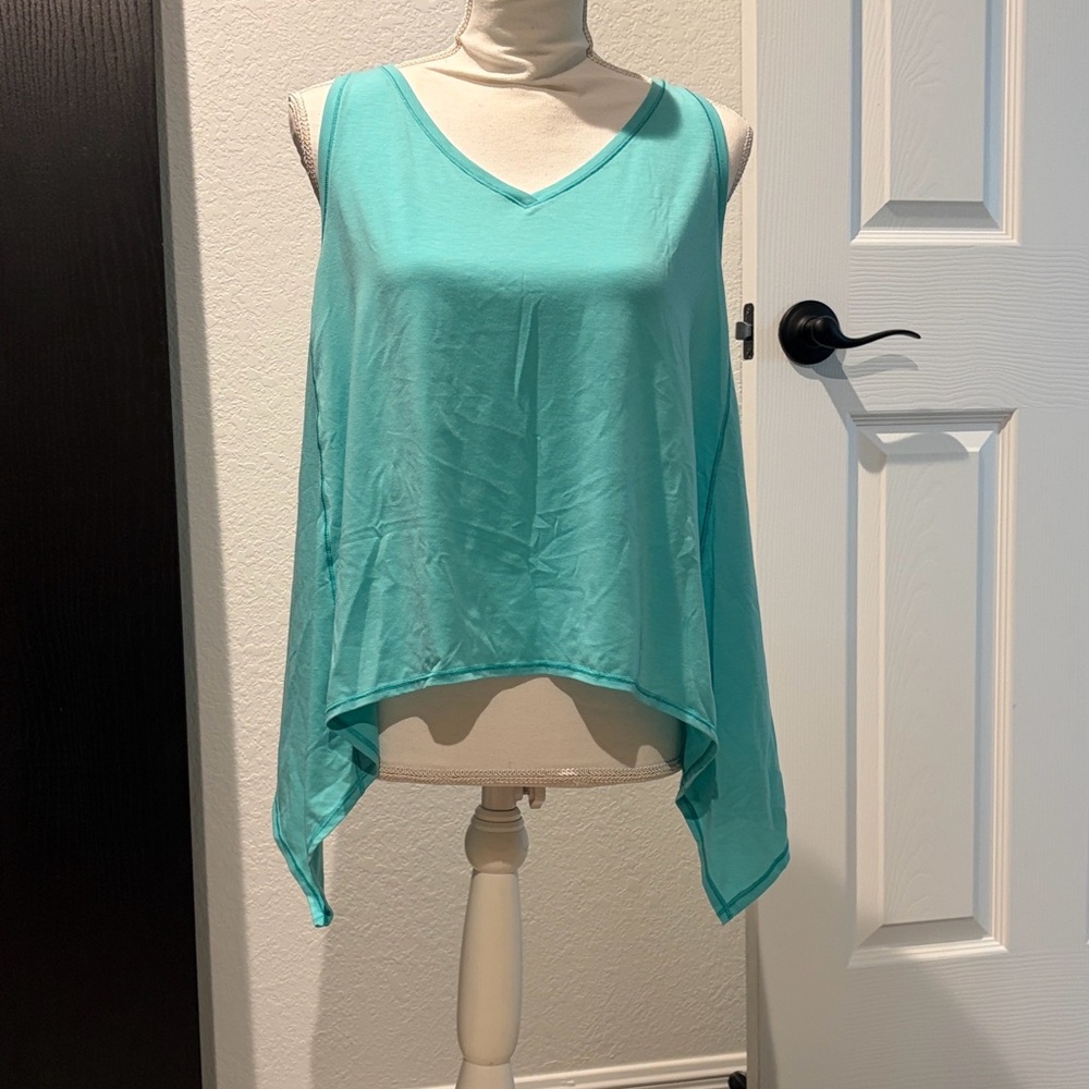 Lululemon Athletica Aqua Tank Top